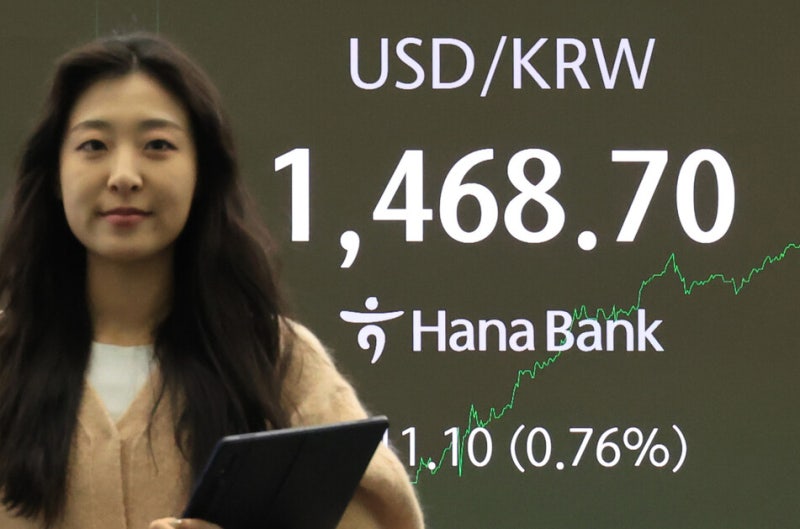 ‘정부 개입’ 약발 떨어진 환율…1470원 턱밑까지 다시 급등
