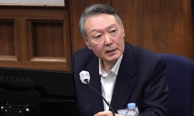 특검, 윤석열에 사형 구형…“반성 없어, 중형 선고돼야”