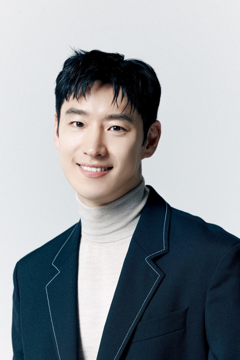 ‘모범택시’ 이제훈, 계엄 에피소드에 “통제되지 않은 권력 위험 얘기하고 싶었다”