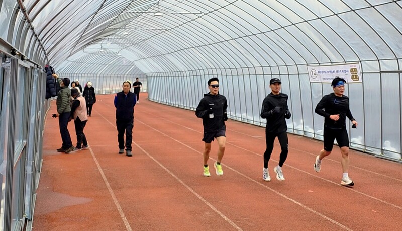 포천 비닐 터널 트랙, 한파에도 핫하네!