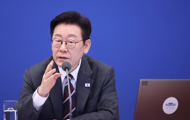 이 대통령 “부동산 암적인 문제”…다주택자에 3~6개월 ‘마지막 퇴로’