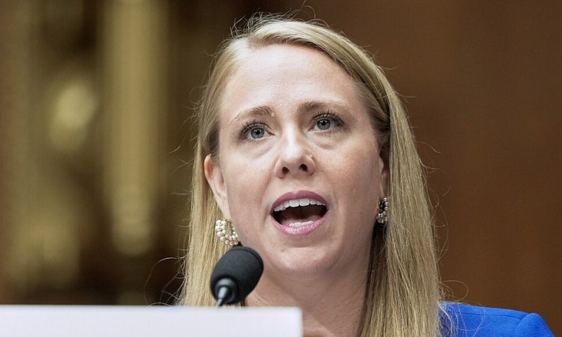 “백인 노동자 차별”…나이키 ‘표적 조사’ 받는 까닭은