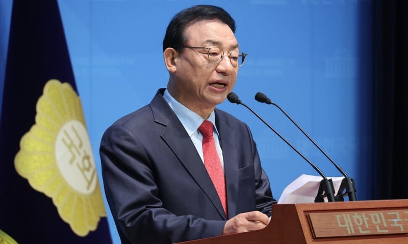 국힘 공관위원장에 ‘원조 친박’ 이정현…장동혁 ‘단식 만류’ 박근혜 보은인사?