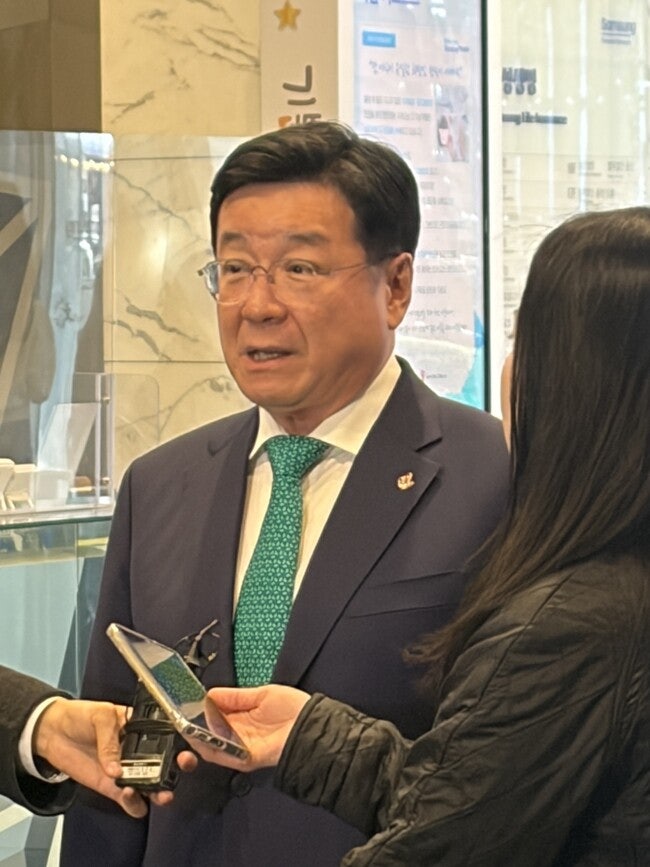 이재용 책임 경영 언제쯤?…삼성 준감위원장 “이 회장 등기이사 복귀해야”