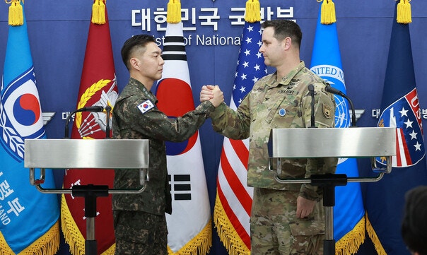 주한미군사령관 ‘서해훈련 사전 미공유 사과’ 부인…국방부에 불쾌감 표시