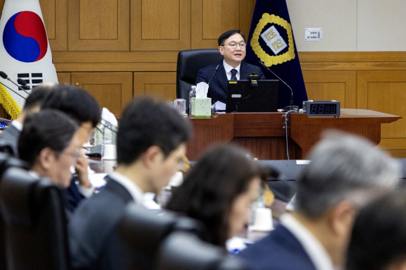 [사설] ‘사법 불신’ 진단·해법 없이 불만만 쏟아낸 법원장회의