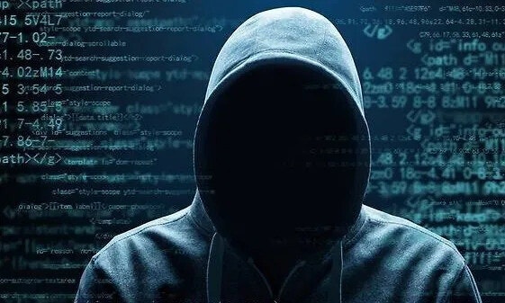 ‘사적 보복’ 대행인 잇단 구속…인분 뿌리고 현관문에 래커칠