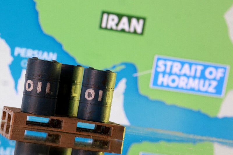 이란, 주변국 에너지 시설 집중 타격… 업계 “봉쇄 풀려도 공급 불확실”