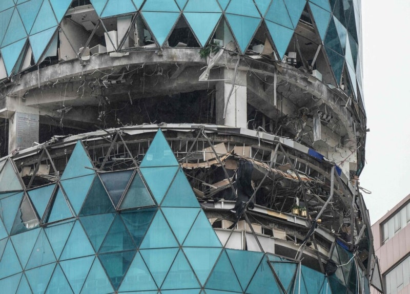 미국도 이란도 “최고강도 공격”…걸프국 전역서 폭발음 터졌다