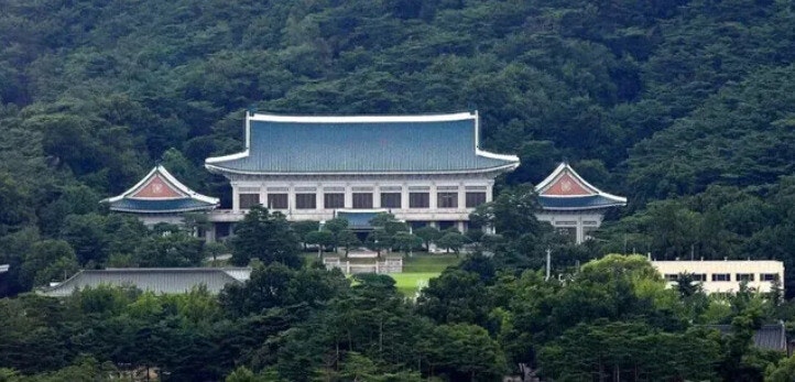 청와대, ‘사시 일부 부활’ 검토…연 50~150명 별도 선발