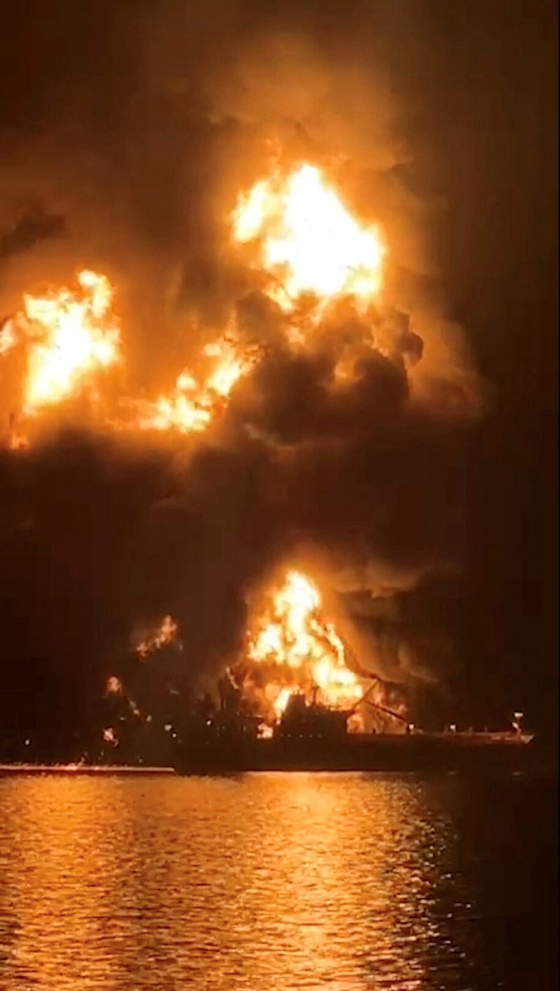 ‘유가’ 볼모 삼은 이란…걸프지역 유조선·유전 무차별 공격