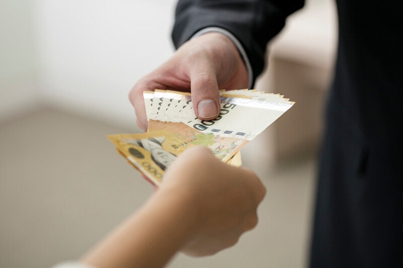 [단독] 공무원 ‘새 자리’ 만들어 정년 보장…서울 강서구의장 금품 수수 의혹