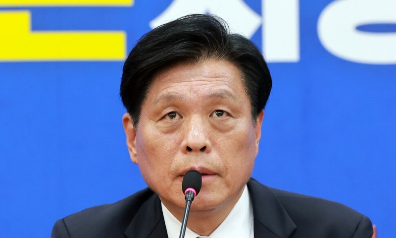 “조건부 이 대통령 마케팅 금지”…민주당 선거 가이드라인 ‘소동’