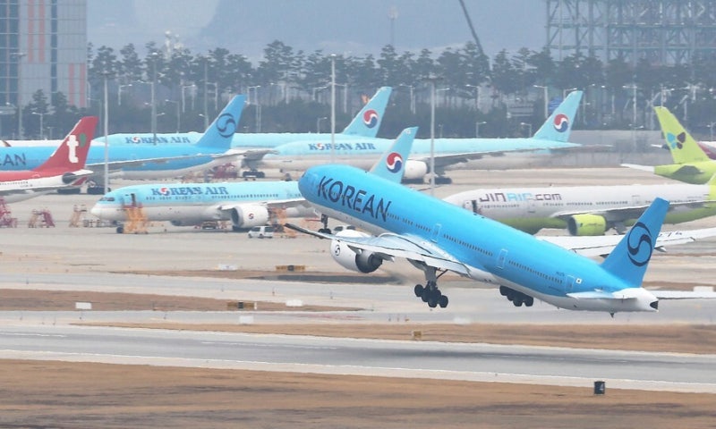 항공권, 오늘이 가장 쌀지도…서비스물가·유류할증료 고공 행진