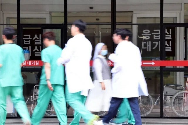 “의사·병상 없다”…4시간 걸려 대구서 분당 간 산모, 쌍둥이 한 명 잃어