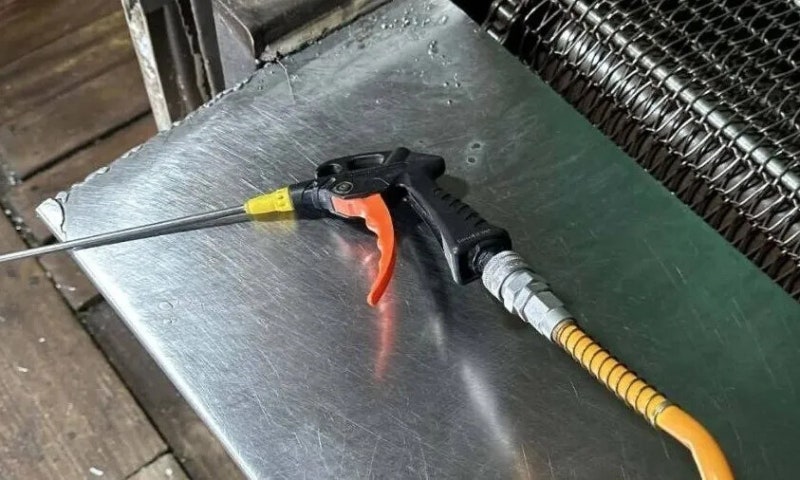 이주노동자 ‘에어건 장기 손상’ 사업주 입건·출국금지