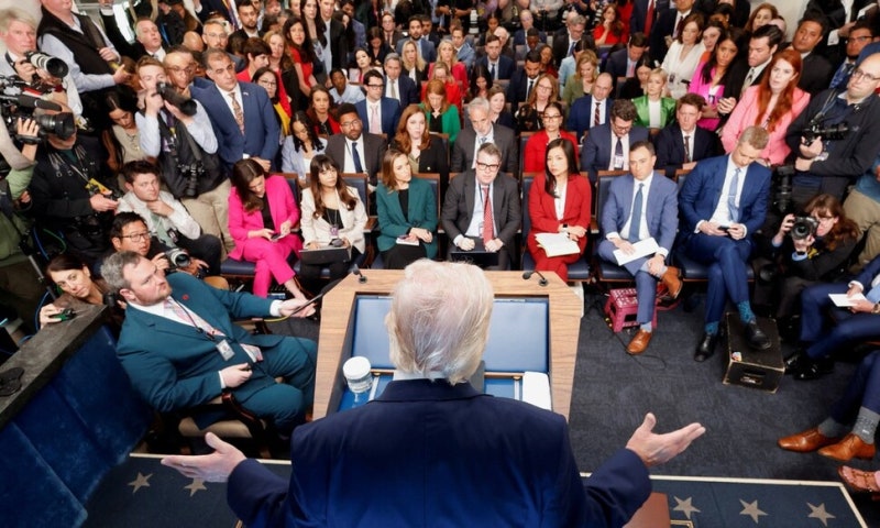 극적 휴전에도, 미 민주당 ‘전쟁봉쇄법’ 거론…트럼프 탄핵론까지