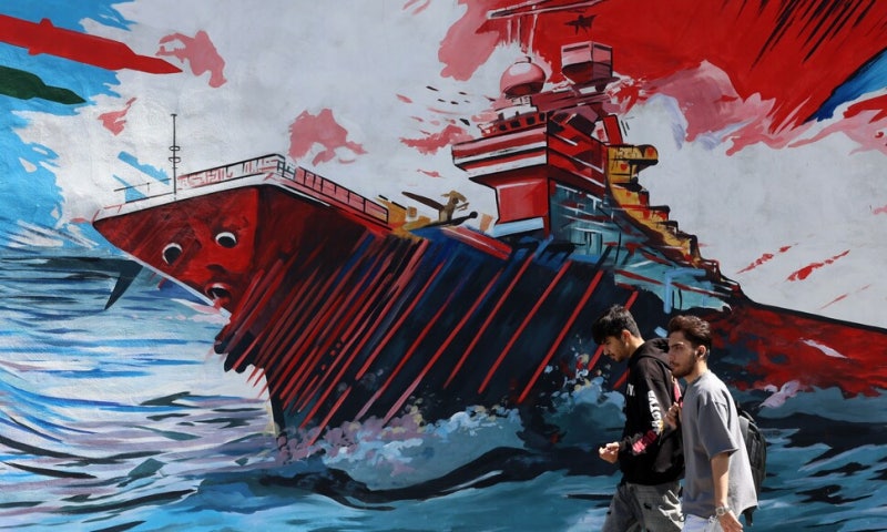 호르무즈 열리지만 ‘이란 통행료’ 변수…유가·물류비 불안 여전