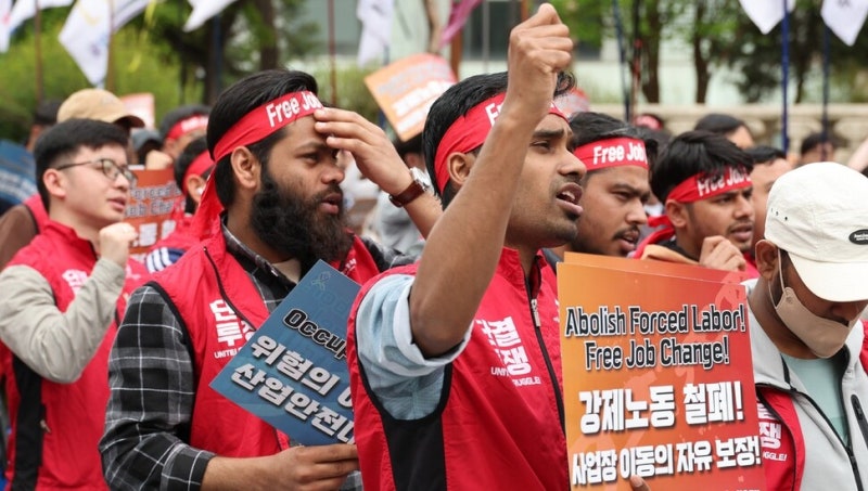 “평소 술 취해 발차기”…기숙사 비웠다고 이주노동자 때린 ‘주폭’ 사장