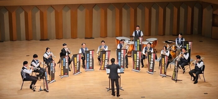 청주시향, 청주시의 콘서트 배제에 반발…“대체 연주단 계약은 부당”