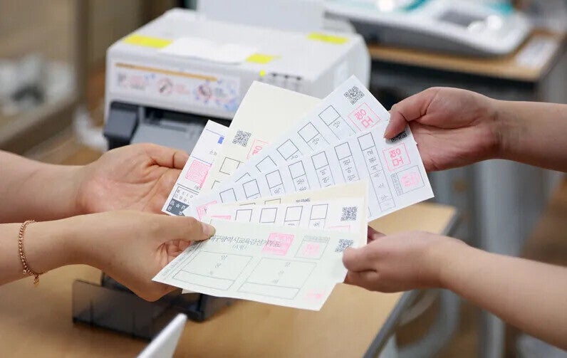본회의 무산, 중대선거구제 훼손…기초의회 선거 놓고 혼란과 논란