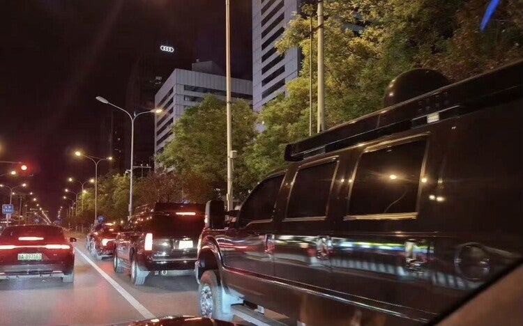 ‘움직이는 백악관’ 베이징서 포착…트럼프 방중 ‘초읽기’