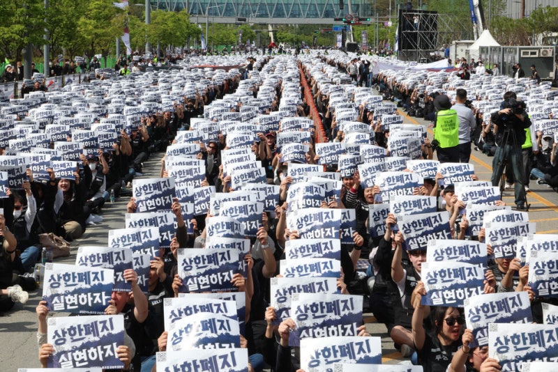 [사설] 반도체 성과급 논란, 기업 넘어 사회적 공유도 고민해야