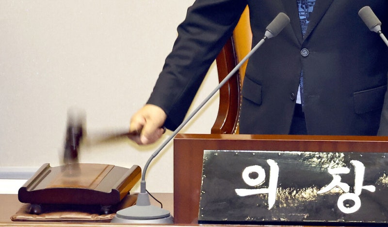 헌법 전문에 ‘윤 어게인’ 주장 넣자는 국힘…어그러진 개헌의 미래는