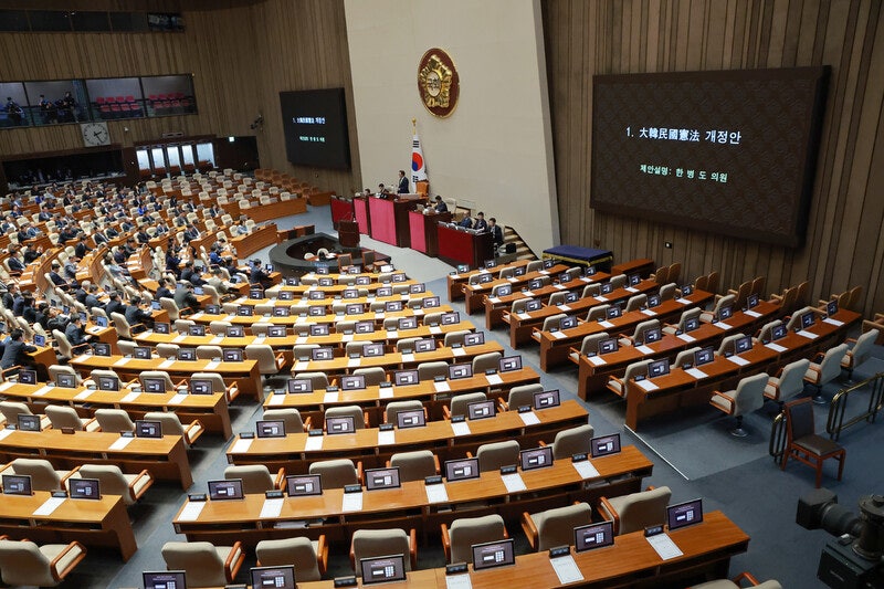 개헌 불발…‘알고리즘’ 자체를 재설계해야 [왜냐면]