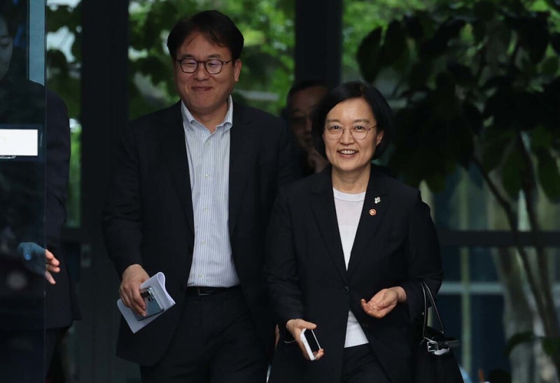 새 <b>국무총리</b> 후보자에 한성숙…“AI 대전환 이끌 적임자”