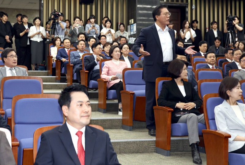 ‘장동혁 사퇴 촉구’ 회견 1시간 전 취소한 국힘 경기 의원들
