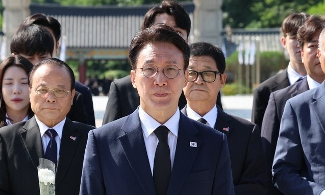 [속보] <b>김민석</b>, 민주당 대표 <b>출마선언</b>…정청래 겨냥 “자기정치로 당 혼...