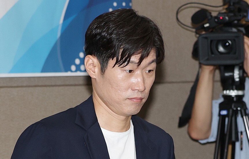 박지성·<b>유승민</b> ‘K-축구 혁신위’ 출범…“지속 성장 미래 그릴 것”