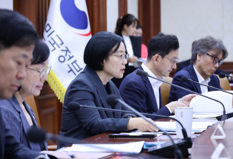 5년안 100만명 AI 직업훈련…정부, 일자리 충격 선제 대응