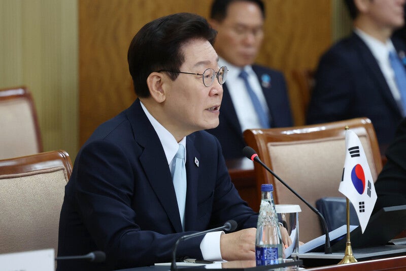 이 대통령, ‘<b>이케아</b> 육휴 보복’ 의혹에 “반노동 행태 용납 못 해”