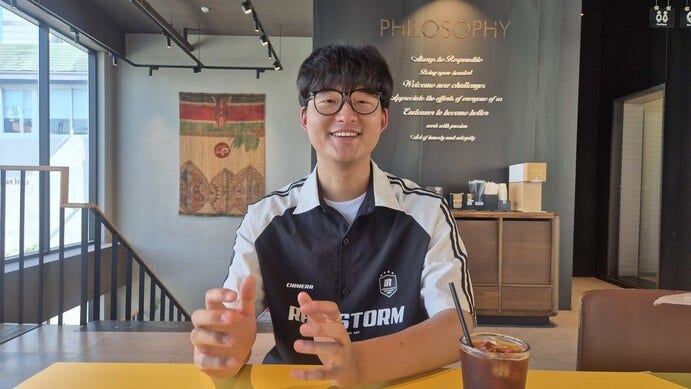 “청소년복지시설 나오면 지원 끊기는 현실 알리고 싶었죠”