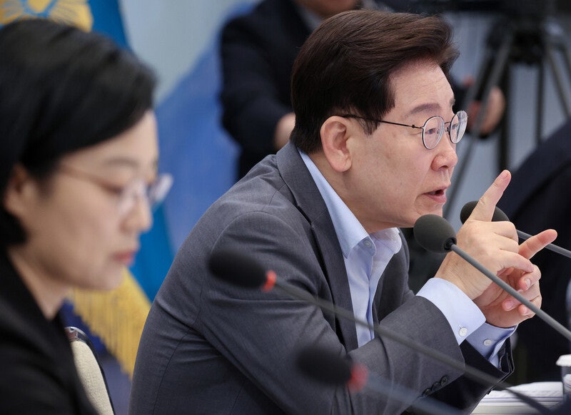 [사설] 본질적 개혁 강조한 대통령 ‘육사 쿠데타’ 발언