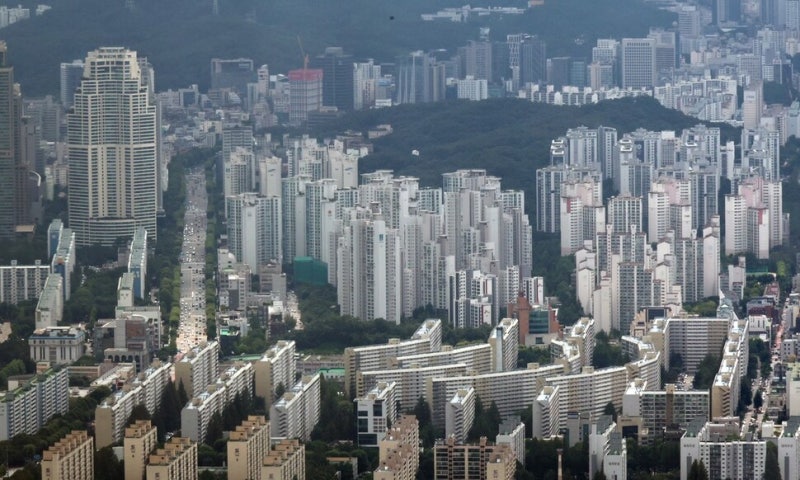 강남3구 아파트값 상승 폭 일제히 축소…‘초고가 세제 개편안’ 여파
