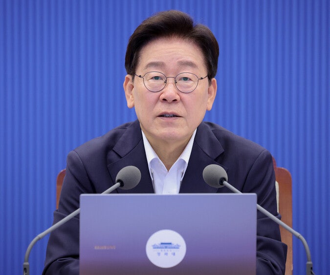 이 대통령, 형소법 개정 향해 “국민 피해 땐 안 하느니 못 해”
