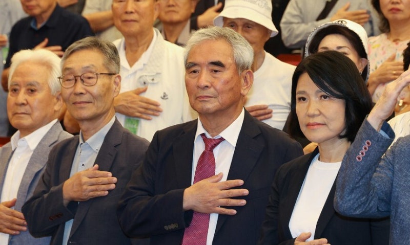 ‘5·18 포럼’ <b>이진숙</b>, 국힘 <b>윤리위 제소</b>…당원 3700명 “당명 불복” ...