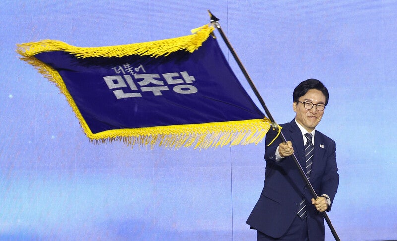 김민석-정청래 ‘1인 1표제’ 박빙…‘정권 안정론’ 호남 선택에 승부 갈렸다