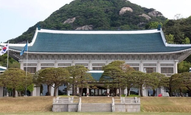 <b>이 대통령</b>, 20일 왕이 <b>접견</b>…한중 관계·한반도 정세 논의