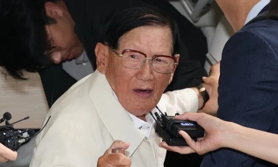 <b>신천지</b> “<b>국민의힘 당원 가입</b>으로 물의…머리 숙여 사과”