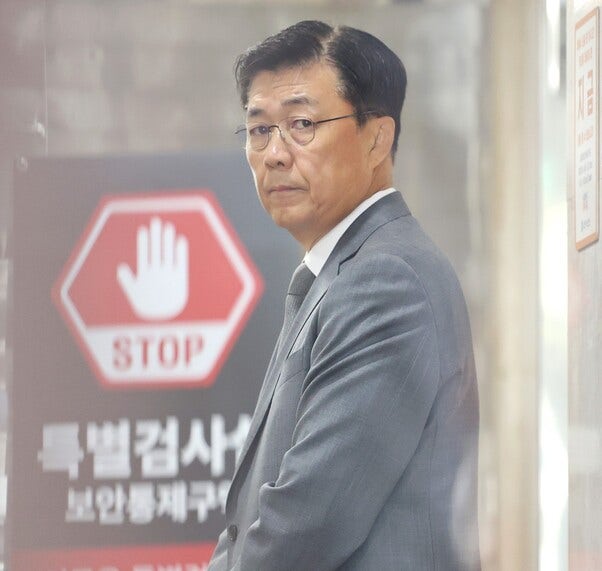 ‘핵심 증인’이 ‘내란 피고인’으로…엇갈린 판단에 공소유지 우려