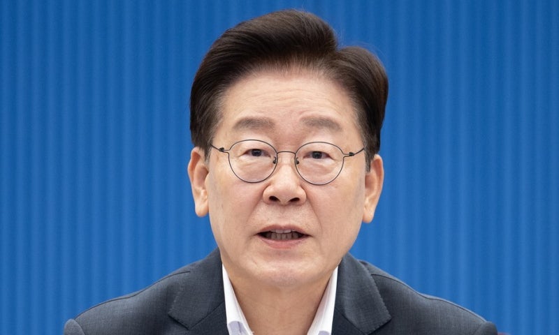 [단독] 이 대통령, ‘국가전문자격 공직 경력자 특례’ 폐지 이행 지시