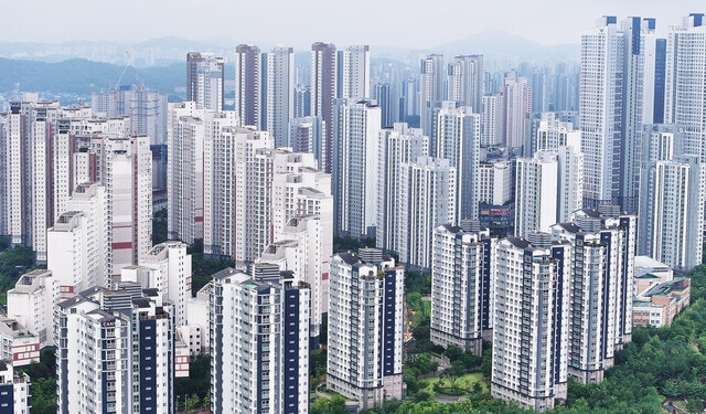 <b>강남·서초</b> 아파트값 3주째 <b>하락</b>…‘반도체 벨트’는 상승폭 키워