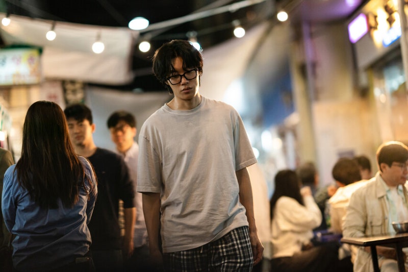 1인2역 류준열 ‘들쥐’, 넷플 세계 8위…“메시의 삶 궁금해요”