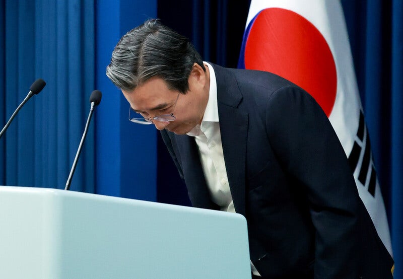[사설] 김용범 실장 사퇴, 국정 공백 없게 전열 가다듬길