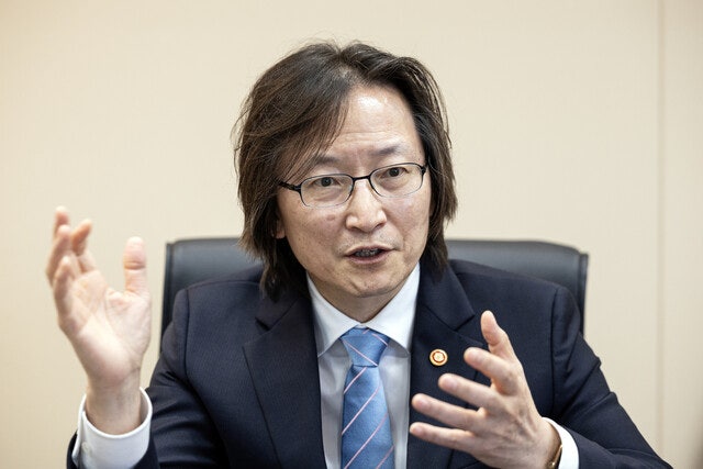 [단독] 21년 만에 부활하는 ‘재계 저승사자’…<b>주병기</b> “<b>쿠팡</b> 같은 중...
