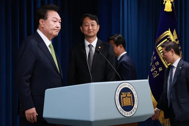 <b>윤석열</b>, ‘<b>대왕고래</b>’ 시추 일정 무리하게 앞당기며 “정무적 판단은 내...